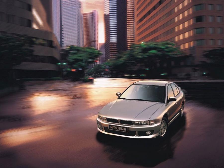  Mitsubishi Galant 1996 года  (фото 9 из 10)
